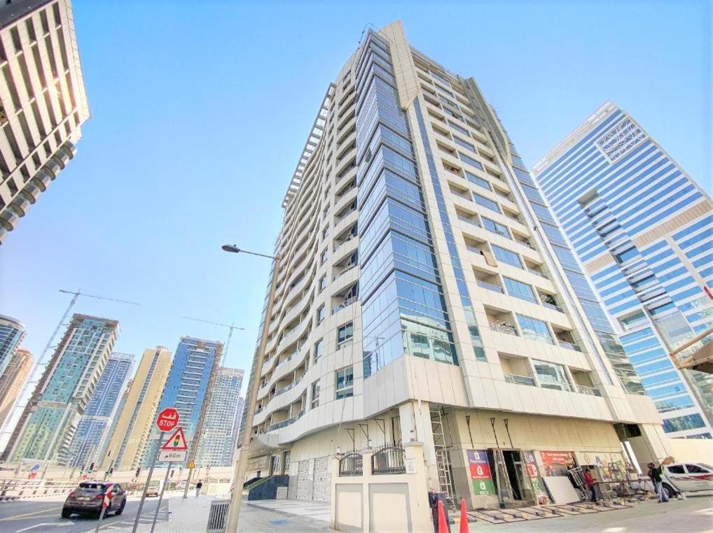 Royal Casa- Marina Diamond 2 Apartment Dubai Bagian luar foto