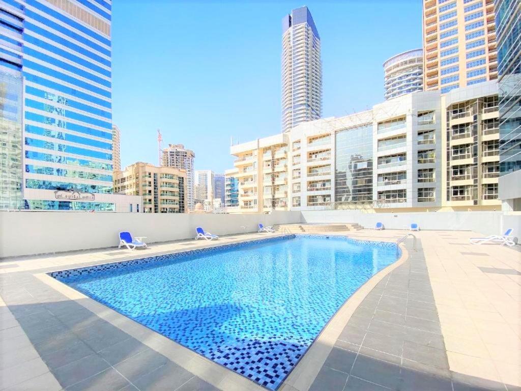 Royal Casa- Marina Diamond 2 Apartment Dubai Bagian luar foto